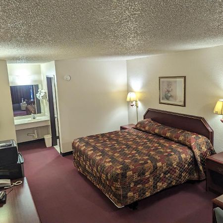 Luxury Inn Mustang 外观 照片